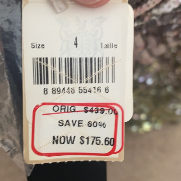 Adrianna Papell Cocktail mermaid sequin dress. - Picture 7 of 7